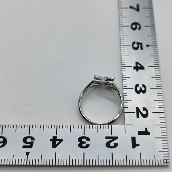 Tiffany and Co. Ring Natural Diamond Platinum 670-073125 - Picture 5 of 9